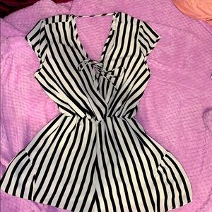 Imagine SUMMER in the 90’s 🌺🌸🔝 enjoy !!!!!